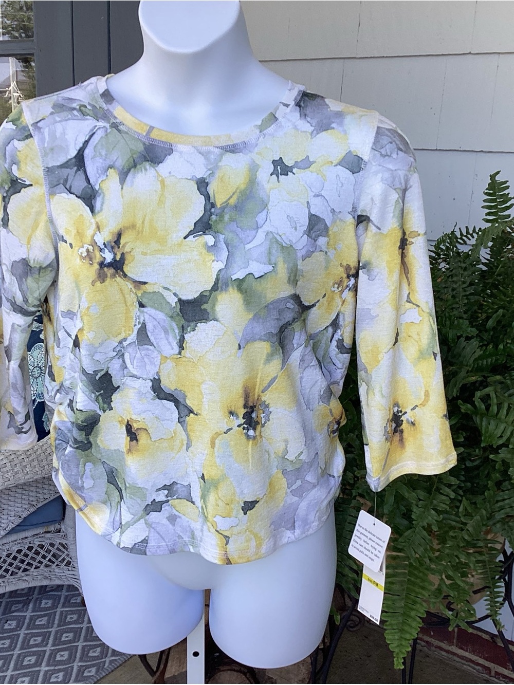 Alfred Dunner Women’s Yellow & Gray Floral 3/4 Sleeve Top ÑWT PM